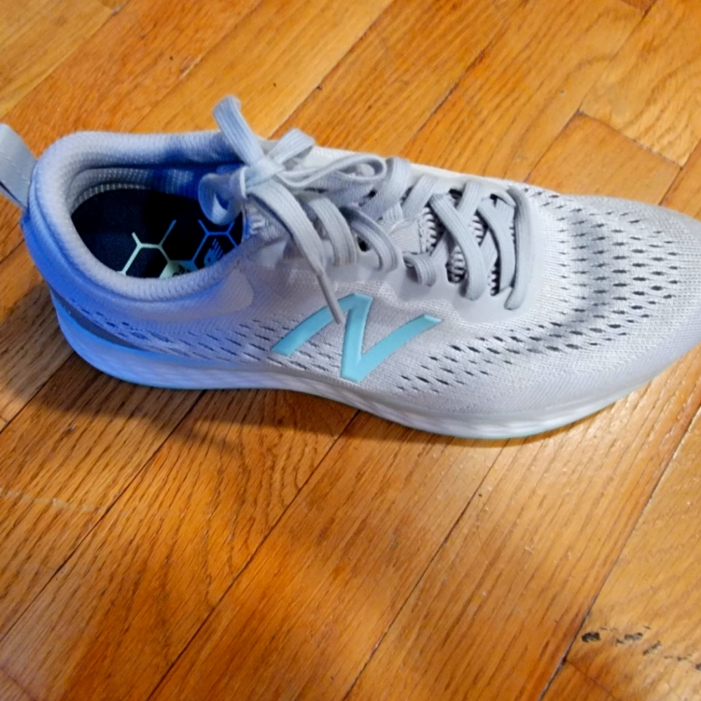 New balance shoes womens size 8